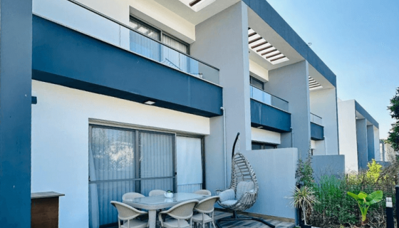 Girne Alsancak'ta Satılık 2+1 Bahçeli İkiz Villa